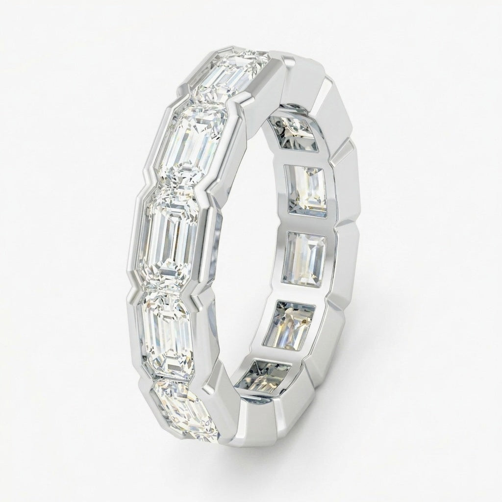 J032